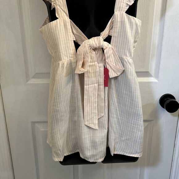 NWT Ingrid & Isabel Maternity Flutter Tank Top Tie Back White Peach Size Small - Picture 16 of 16